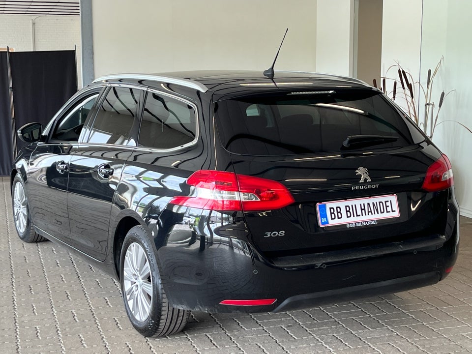 Peugeot 308 1,6 BlueHDi 120 Allure Sky SW 5d