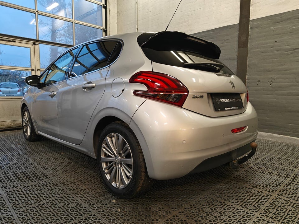 Peugeot 208 1,6 BlueHDi 100 Allure 5d