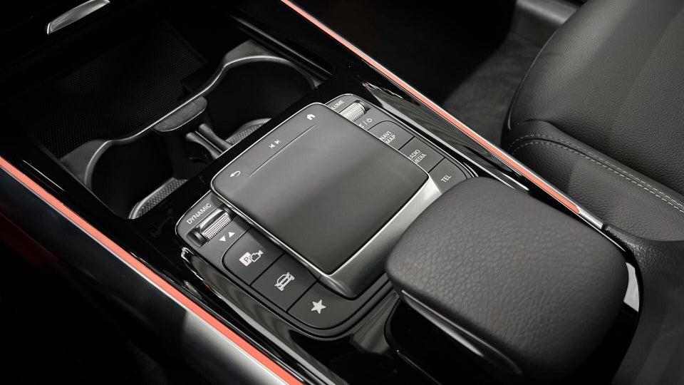 Mercedes EQA250+ Progressive 5d