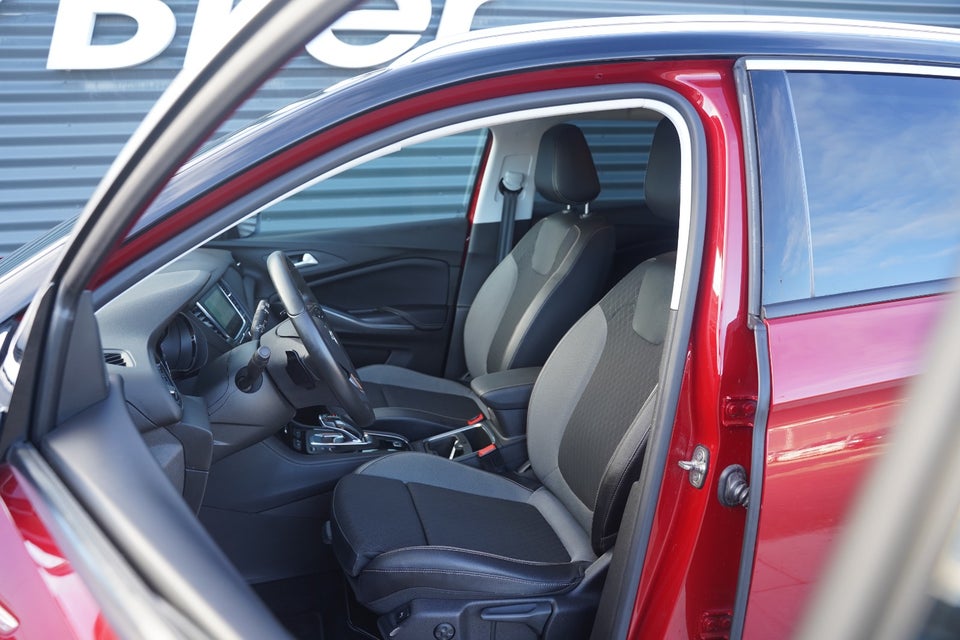 Opel Grandland X 1,6 Hybrid Ultimate aut. 5d