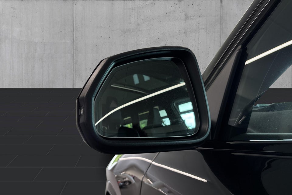 BMW iX1 eDrive20 M-Sport 5d