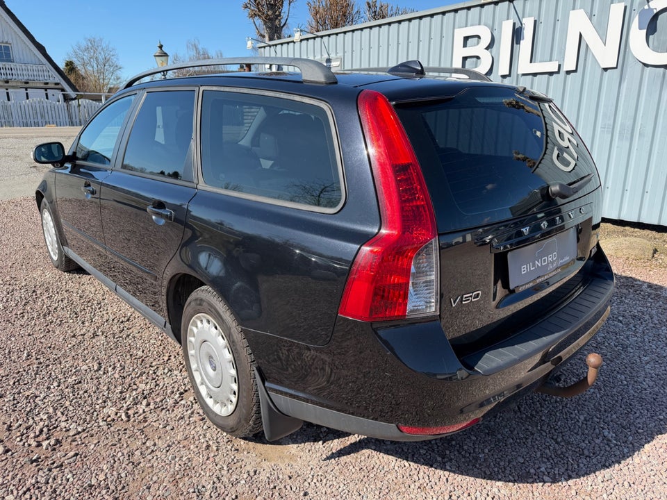 Volvo V50 1,8  5d