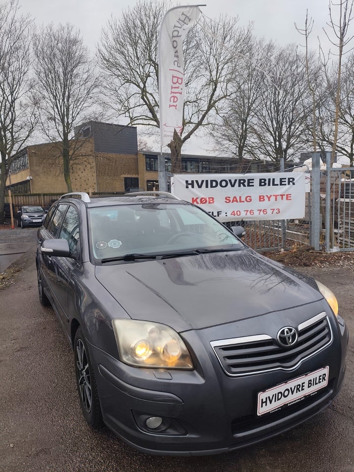 Toyota Avensis 1,8 VVT-i Elegance stc. 5d