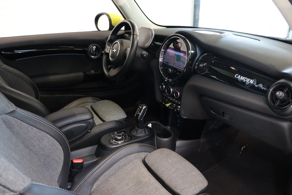 MINI Cooper SE Camden Edition 3d