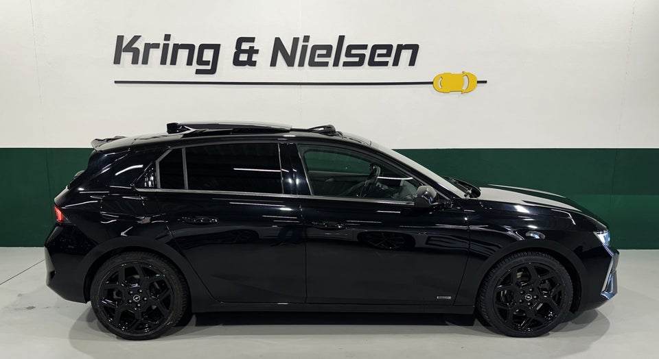 Opel Astra 1,6 PHEV Ultimate aut. 5d