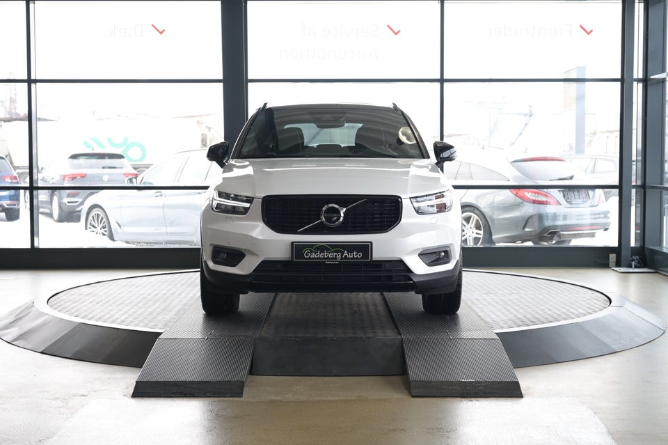 Volvo XC40 2,0 D4 190 R-Design aut. AWD 5d