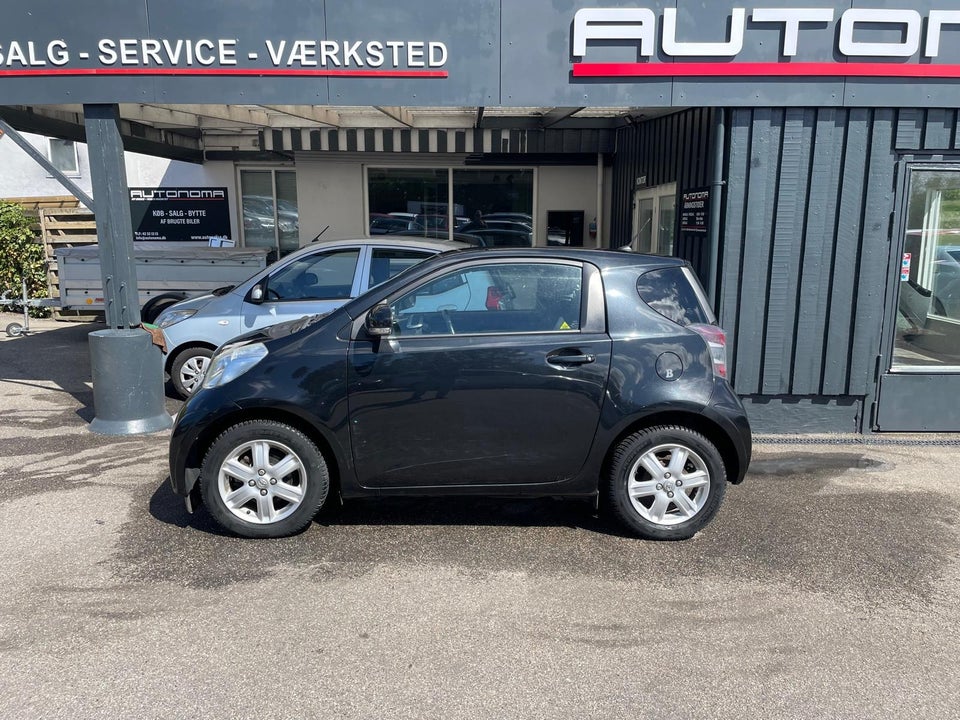 Toyota iQ 1,0 VVT-i Q3 3d