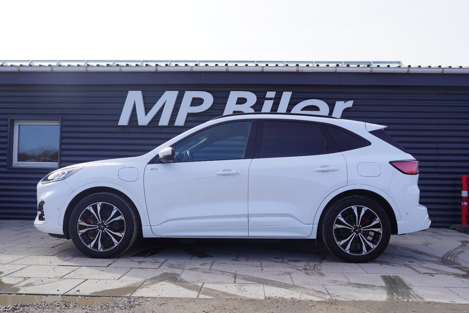 Ford Kuga 2,5 PHEV ST-Line X CVT 5d