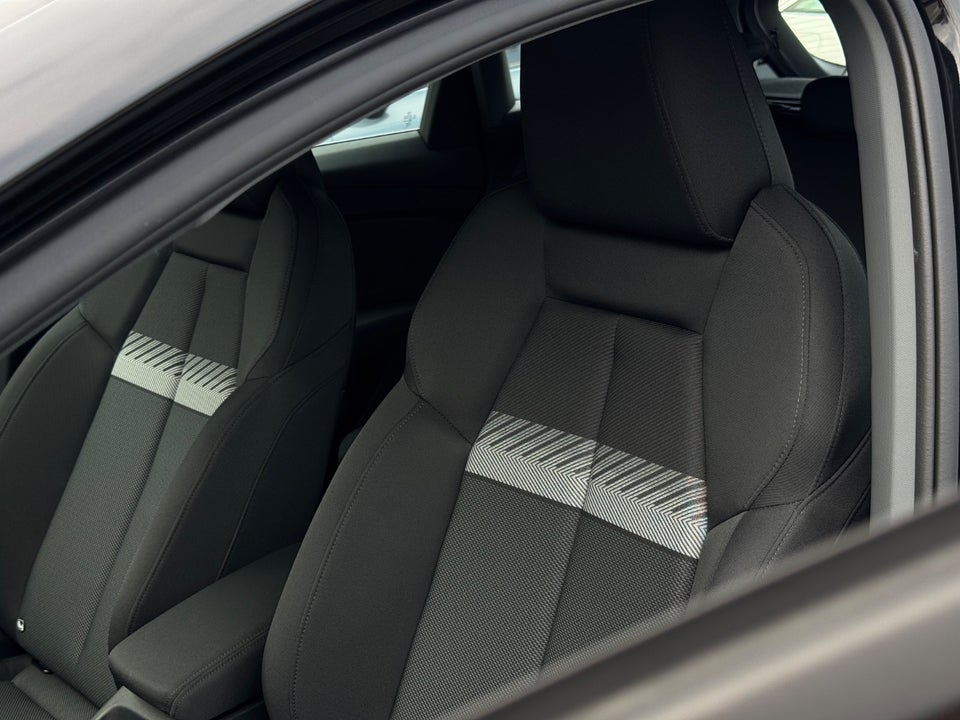 Audi Q4 e-tron 45 Progress 5d