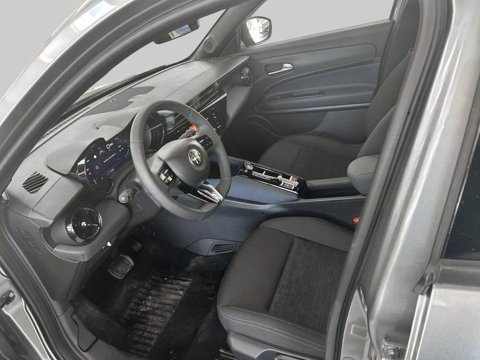 Alfa Romeo Junior Elettrica Core 5d