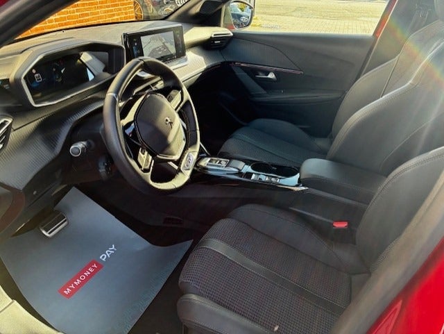 Peugeot e-208 50 GT 5d