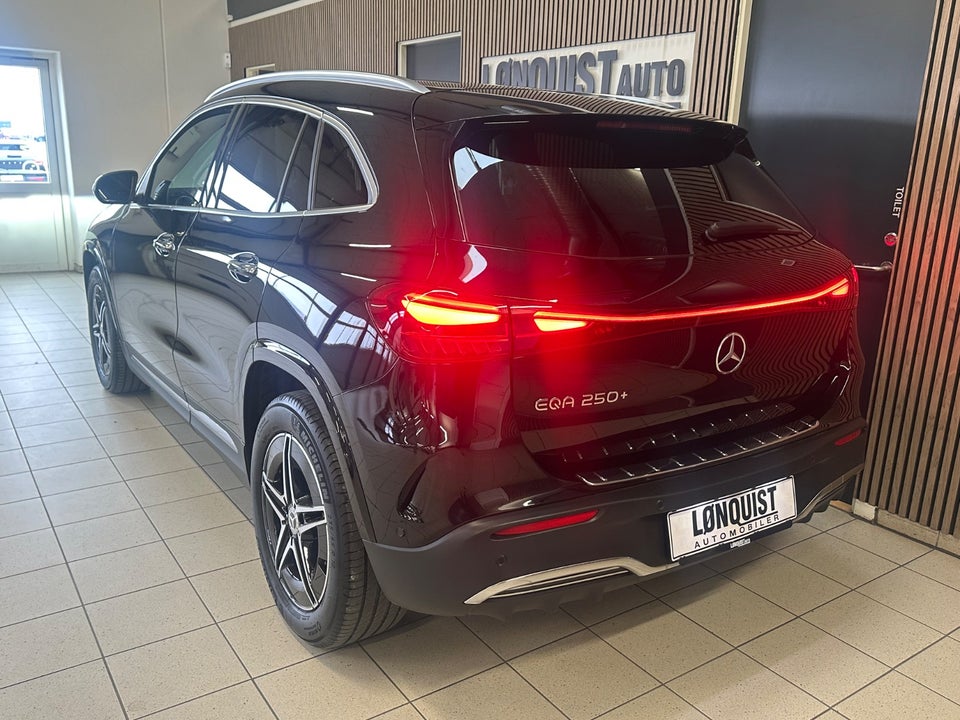 Mercedes EQA250+ AMG Line Advance Plus 5d