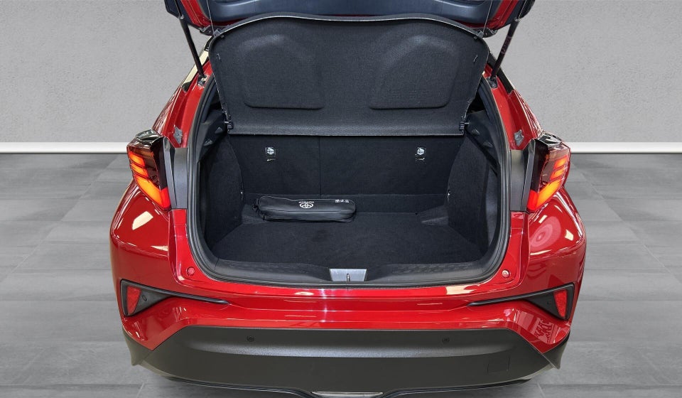 Toyota C-HR 1,8 Hybrid C-LUB Premium CVT 5d