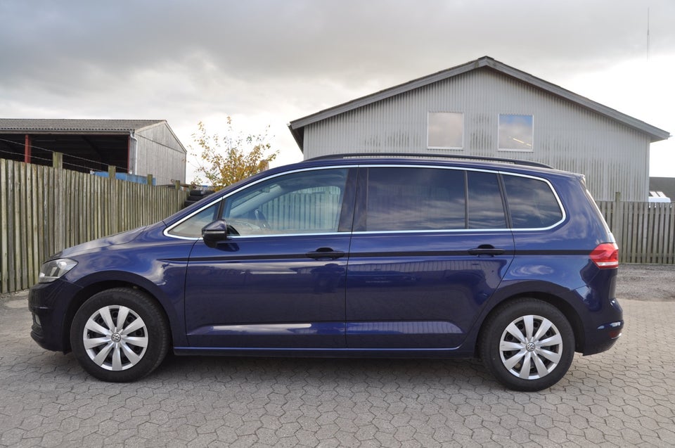 VW Touran 1,6 TDi 115 Comfortline DSG 7prs 5d
