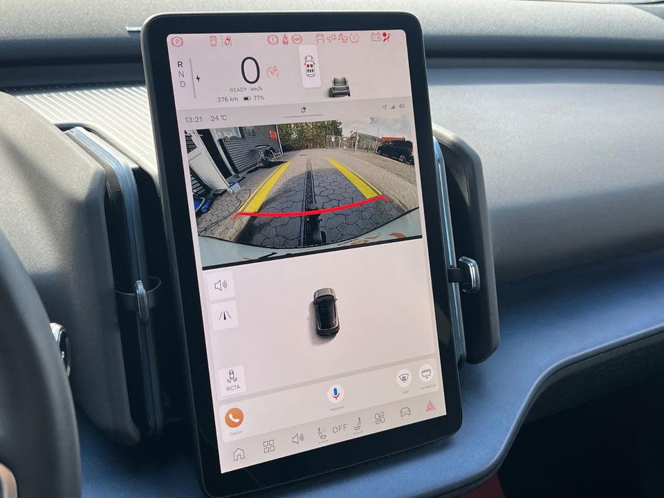 Volvo EX30 Extended Range Plus 5d