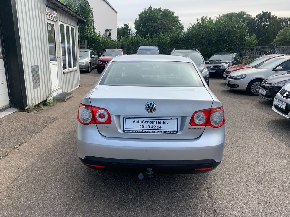 VW Jetta 1,9 TDi 105 Trendline BM 4d