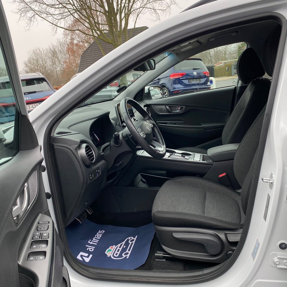 Hyundai Kona 39 EV Advanced 5d