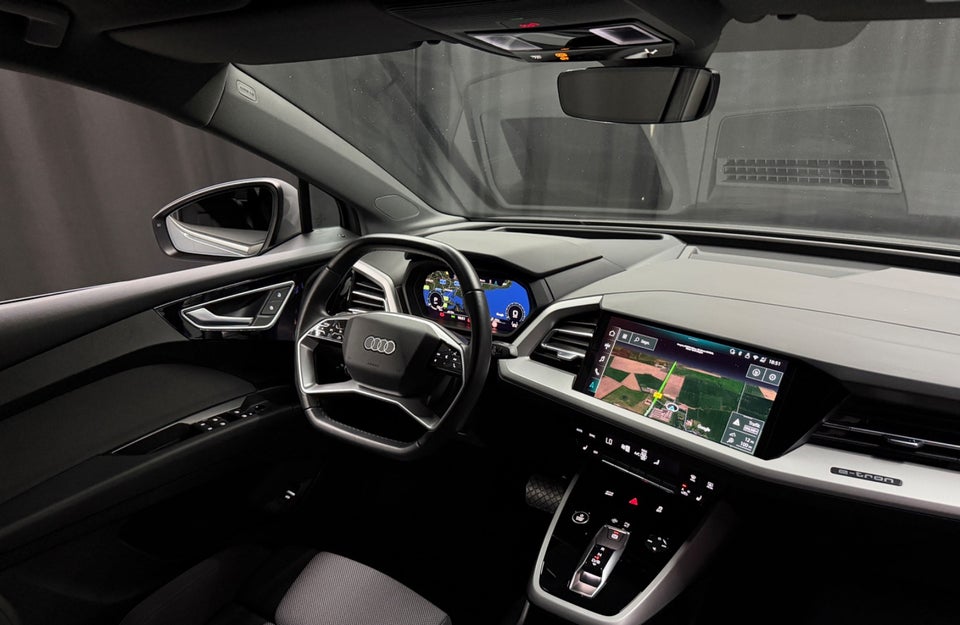 Audi Q4 e-tron 45 Advanced 5d