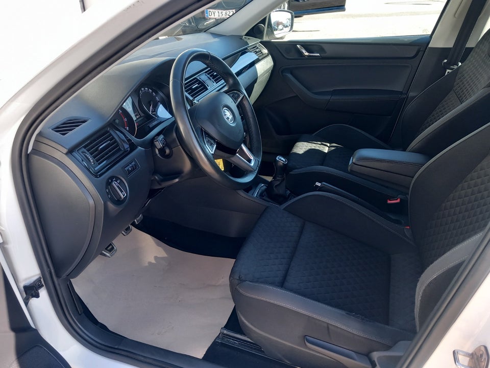 Skoda Rapid 1,2 TSi 110 Ambition Spaceback 5d