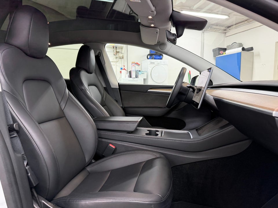 Tesla Model Y Performance AWD 5d