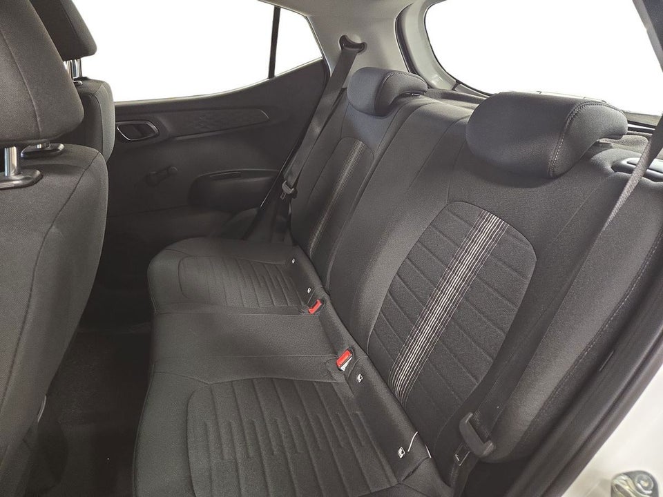 Hyundai i10 1,0 MPi Essential AMT 5d