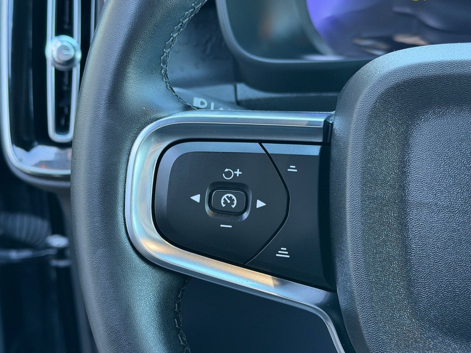 Volvo XC40 P6 ReCharge Core 5d