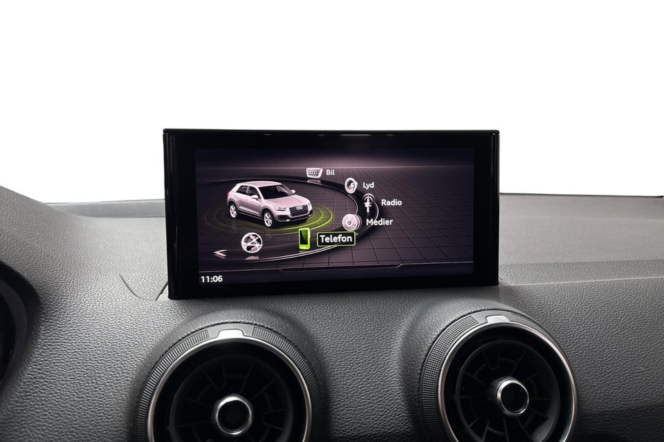 Audi Q2 35 TFSi Prestige S-tr. 5d