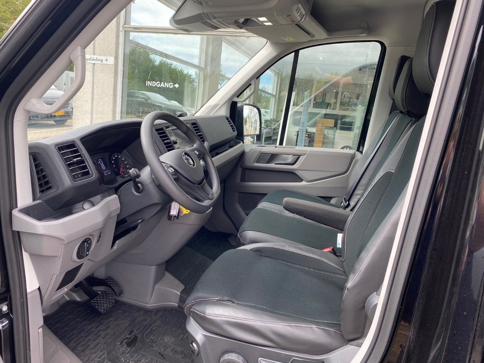 VW Crafter 35 2,0 TDi 177 Kassevogn L3H3 aut.