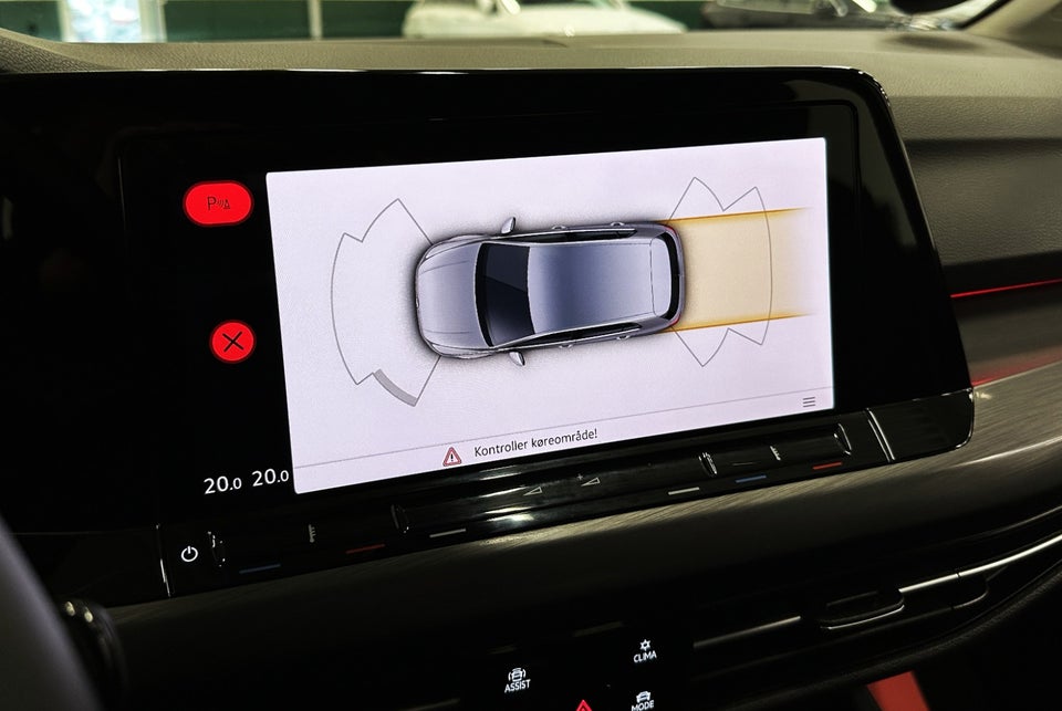 VW Golf VIII 1,4 eHybrid DSG 5d