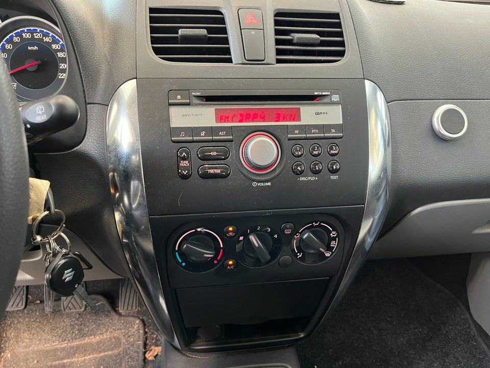 Suzuki SX4 1,6 CombiBack Shine 5d