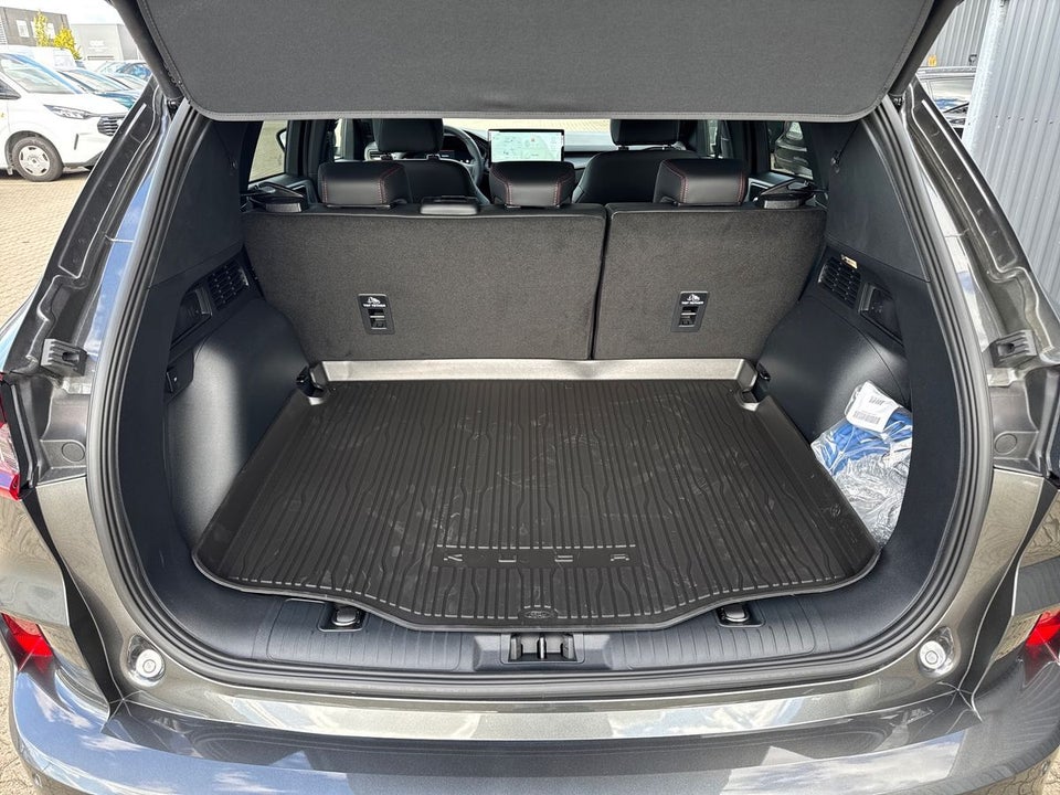 Ford Kuga 2,5 PHEV ST-Line X CVT 5d