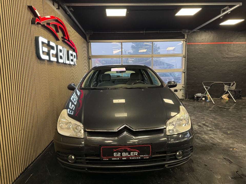 Citroën C5 1,8i 16V Elegance 5d