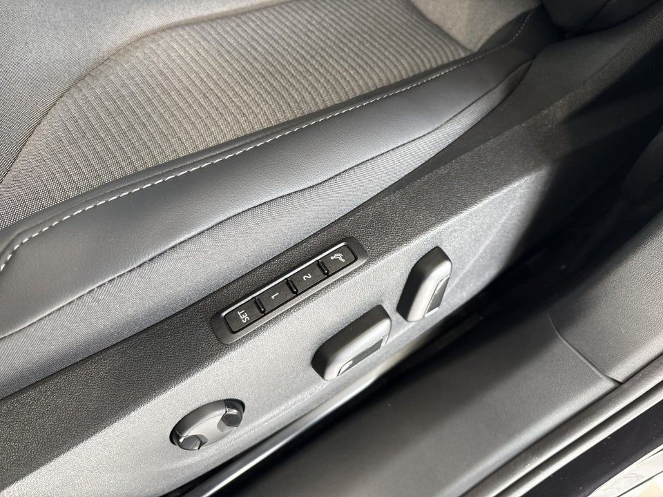 Skoda Enyaq 85 iV Premium 5d