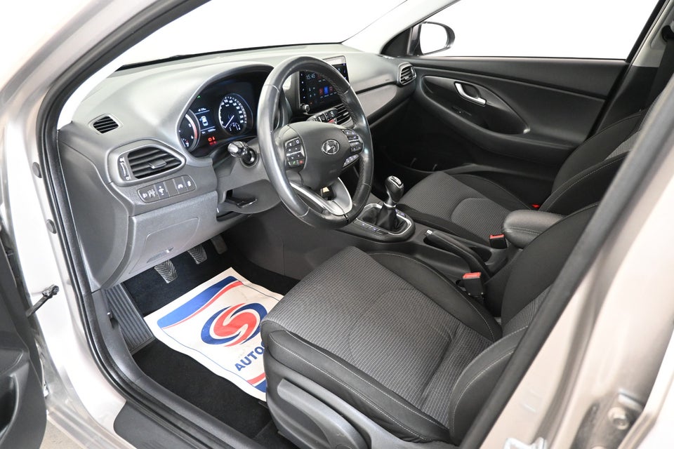 Hyundai i30 1,6 CRDi 110 Life+ 5d