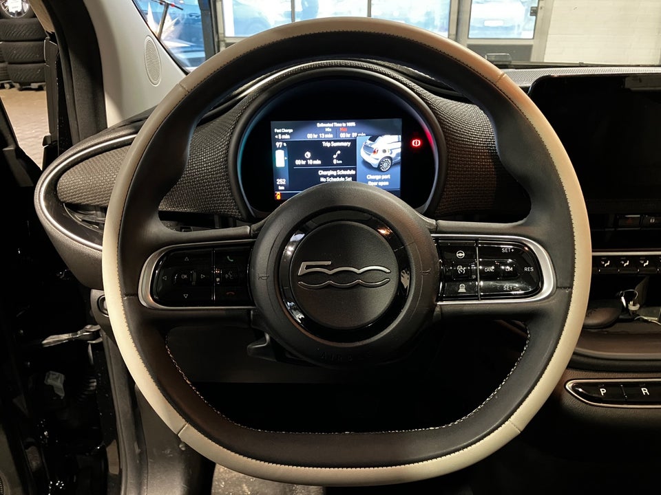 Fiat 500e 42 la Prima 3d