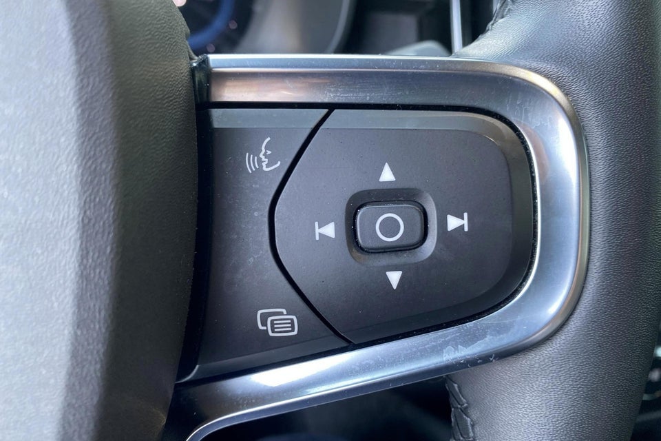 Volvo XC40 P6 ReCharge Core 5d