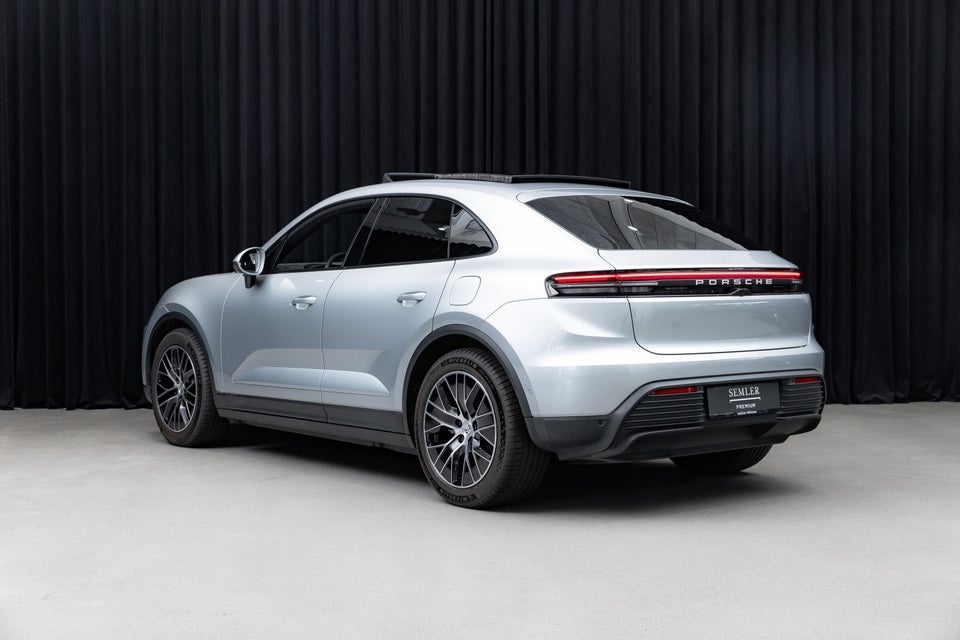 Porsche Macan 5d
