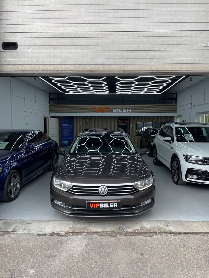VW Passat 2,0 TDi 190 High+ DSG 4d