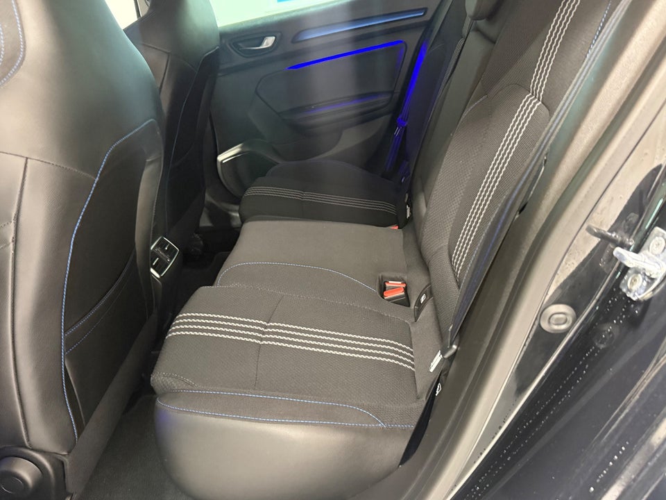 Renault Megane IV 1,6 TCe 205 GT EDC 5d