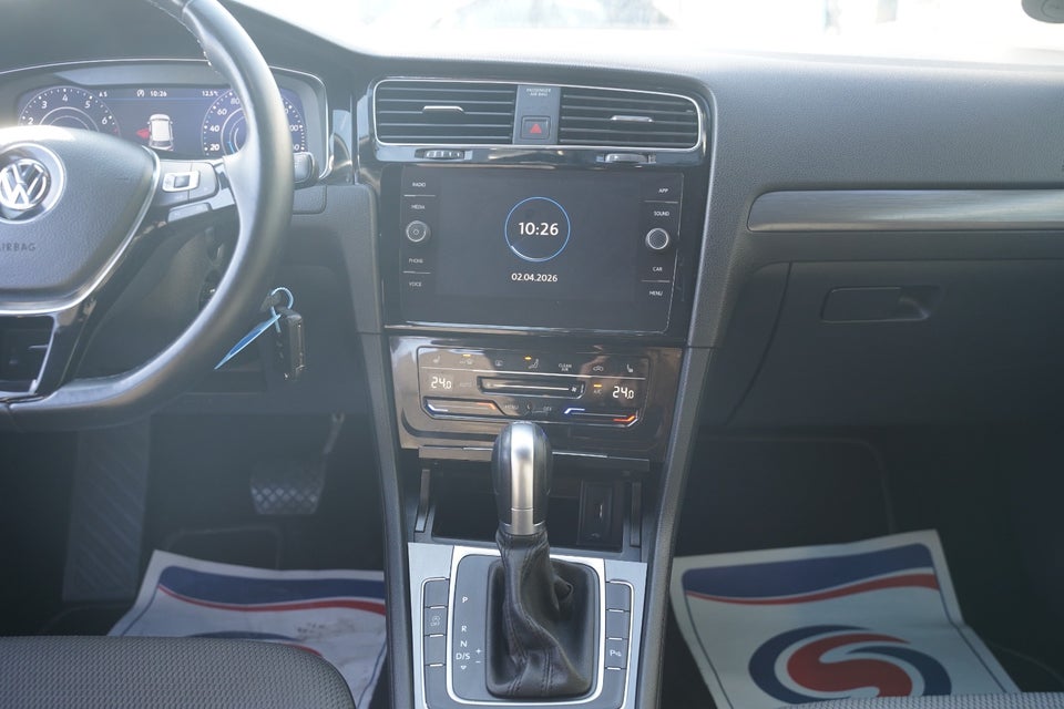 VW Golf VII 1,5 TSi 130 Comfortline DSG 5d
