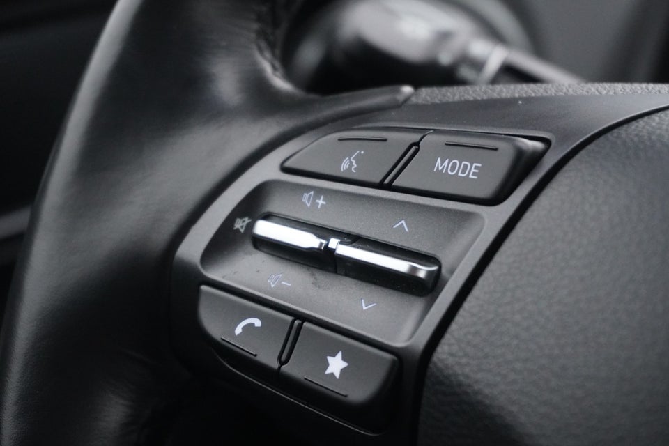 Hyundai Kona 64 EV Essential 5d