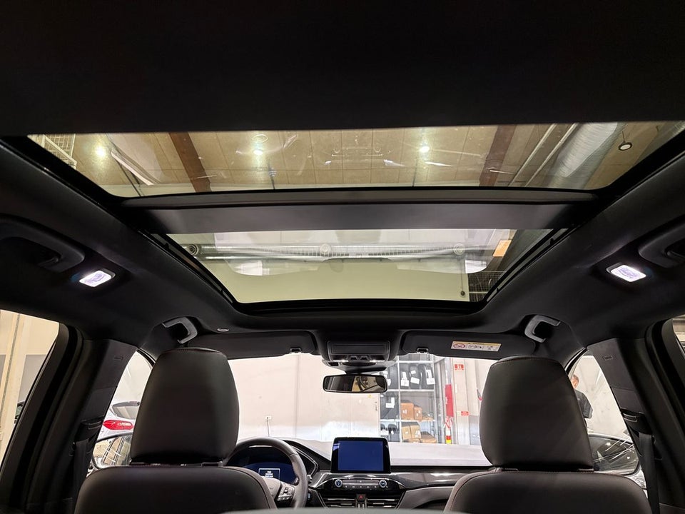 Ford Kuga 2,5 PHEV ST-Line X CVT 5d