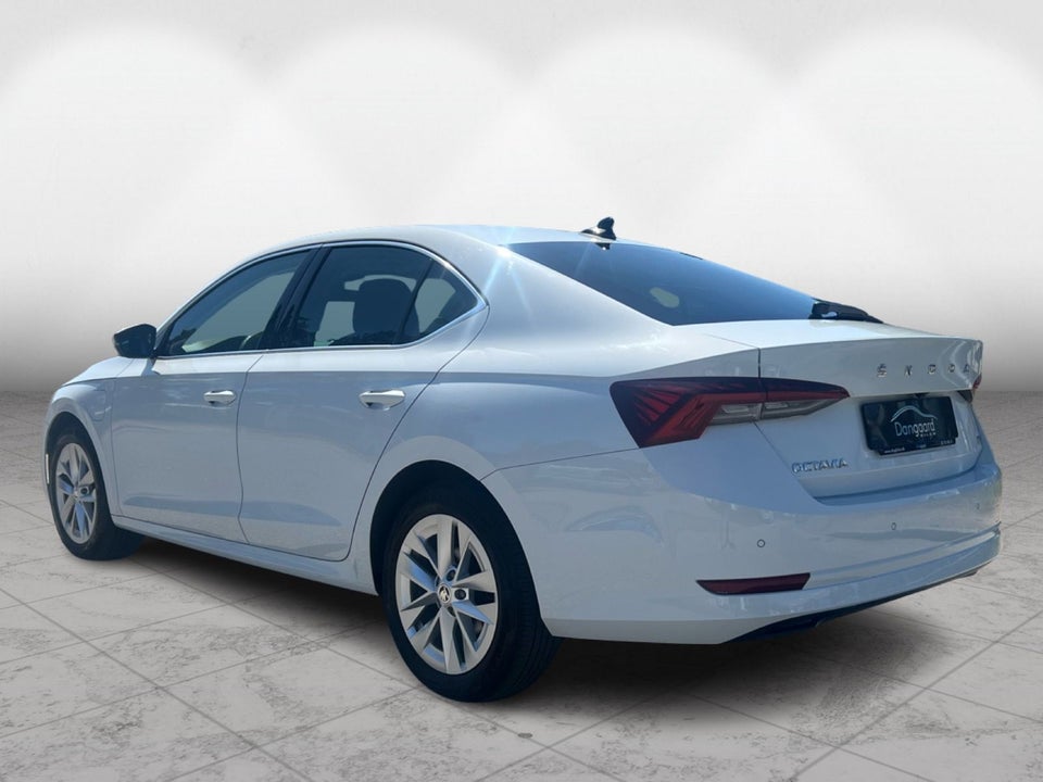 Skoda Octavia 1,4 TSi iV Plus DSG 5d