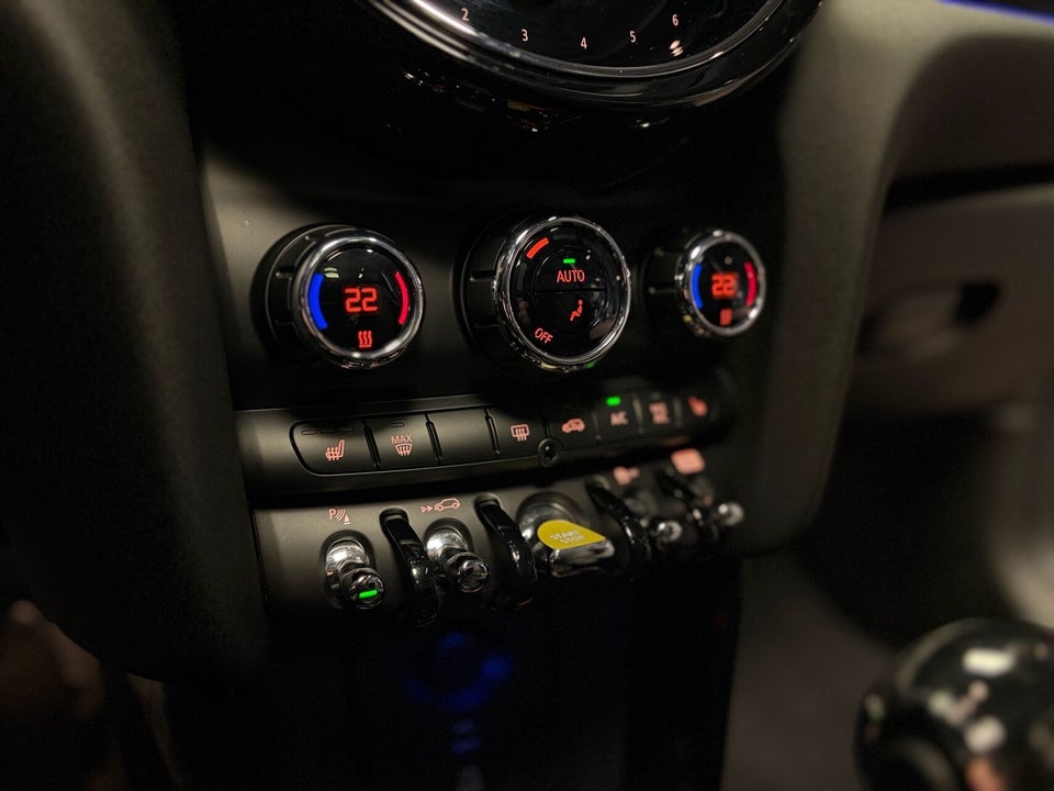 MINI Cooper SE Edition Premium Plus 3d