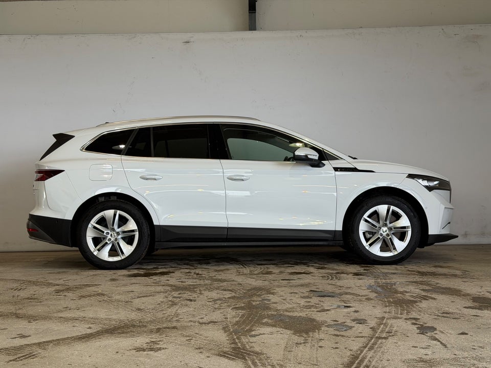 Skoda Enyaq 80 iV Plus Loft 5d