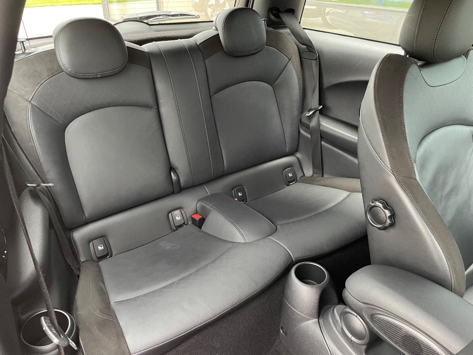 MINI Cooper SE Trim L 3d