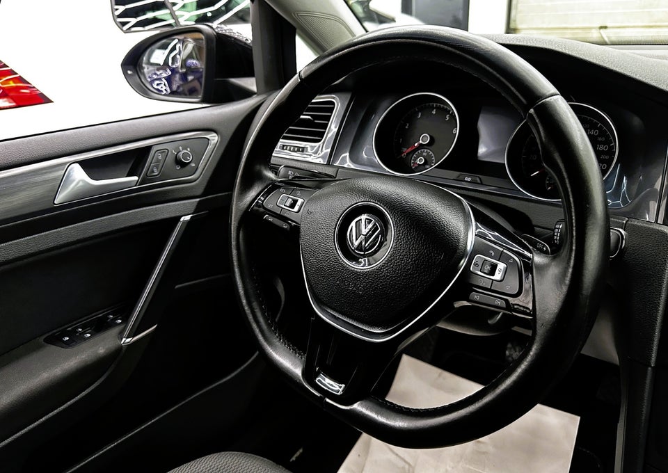 VW Golf VII 1,5 TSi 130 Comfortline DSG 5d