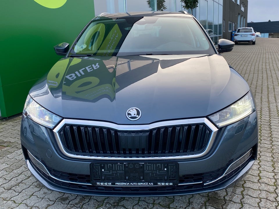 Skoda Octavia 1,4 TSi iV Plus Combi DSG 5d