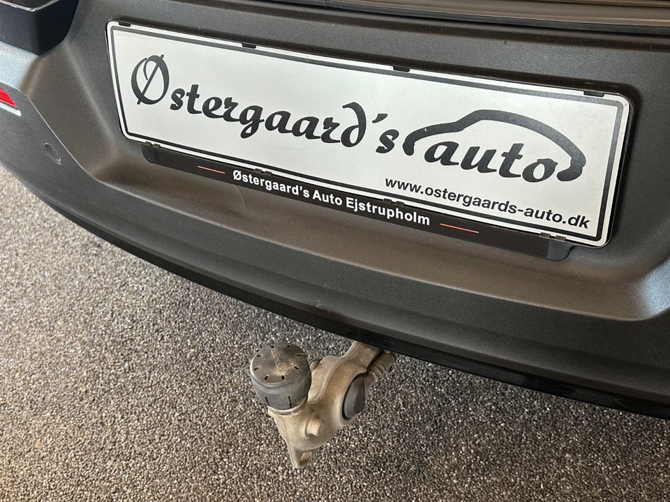 Volvo XC40 P8 ReCharge Twin Pro 5d