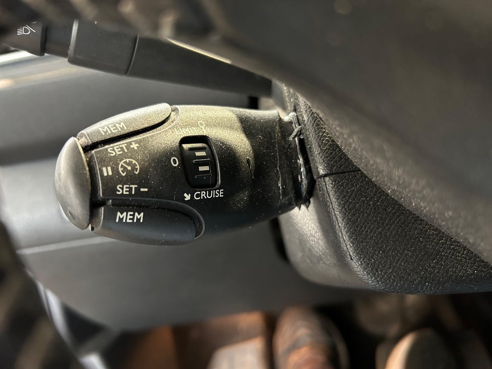 Peugeot 308 1,6 BlueHDi 120 Allure SW 5d
